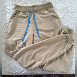 FIGS Zamora Jogger Scrub pants TALL 
Limited Edition color- Sandstone